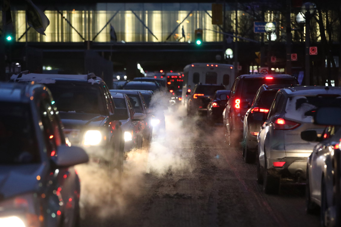 National air pollution report highlights rush-hour traffic, diesel ...