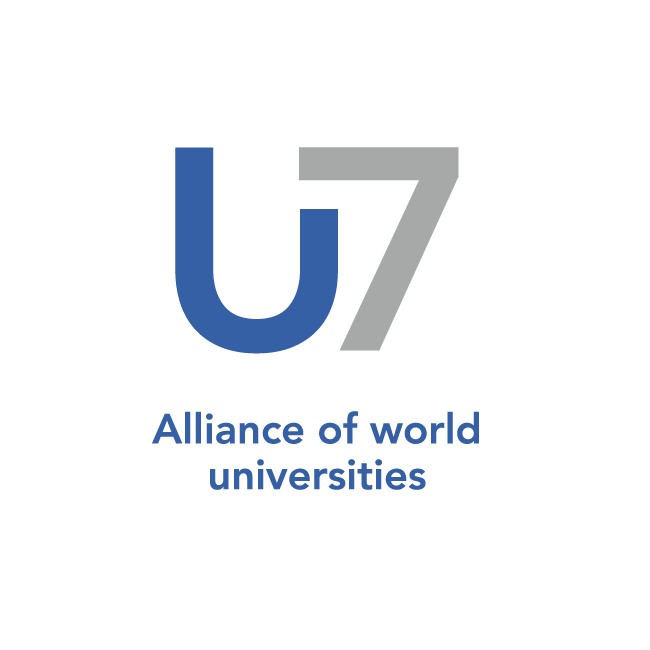 U7+ logo